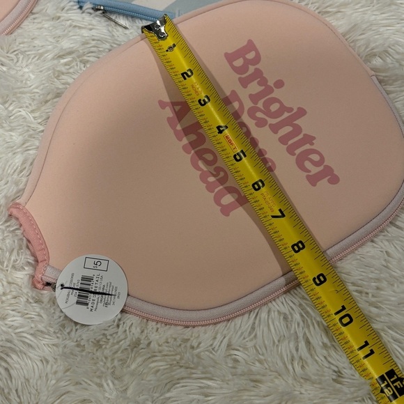 Target Bullseye Playground Pickleball Covers - Set Of 4 - NWT - 2 pink, 2 blue - Picture 5 of 8